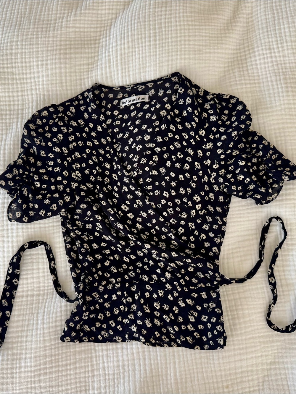Reformation Black Floral Tie-Back
Short Sleeve Blouse - XS